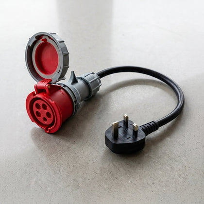 32A CEE à 5 pôles vers Type G adaptateur pour UK